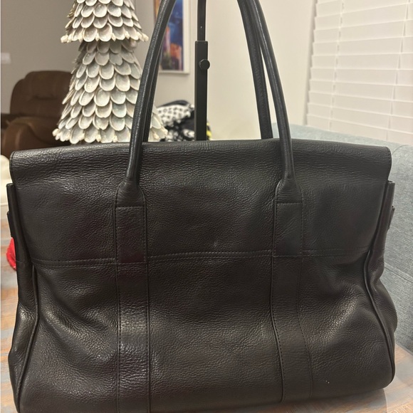Authentic Mulberry Bayswater Black Leather Bag with Gold Details w/ COA - Picture 2 of 7